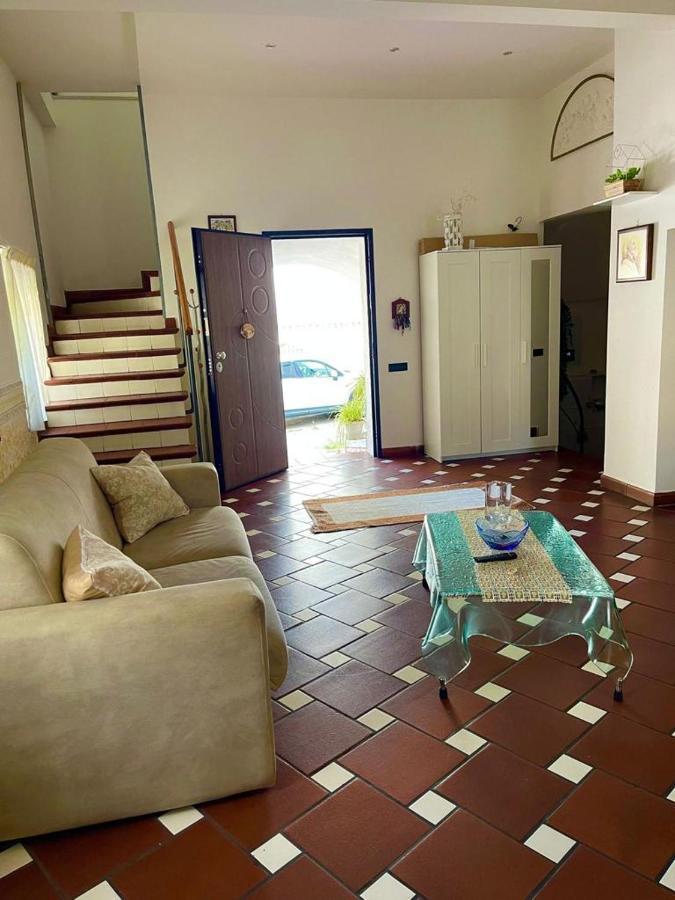 Holiday House Il Castello Di Anna Leilighet Vietri Eksteriør bilde