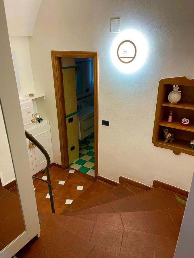Holiday House Il Castello Di Anna Leilighet Vietri Eksteriør bilde
