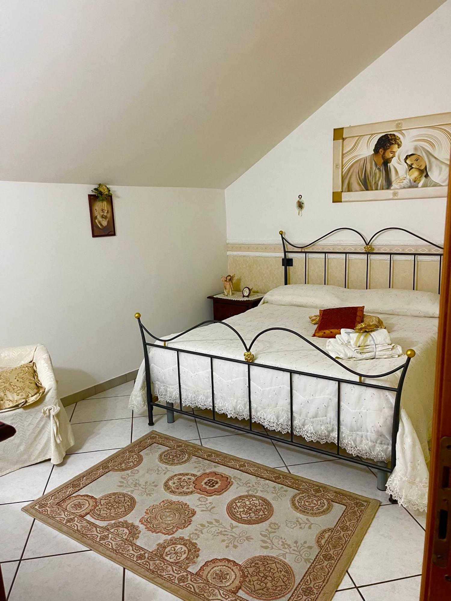 Holiday House Il Castello Di Anna Leilighet Vietri Eksteriør bilde